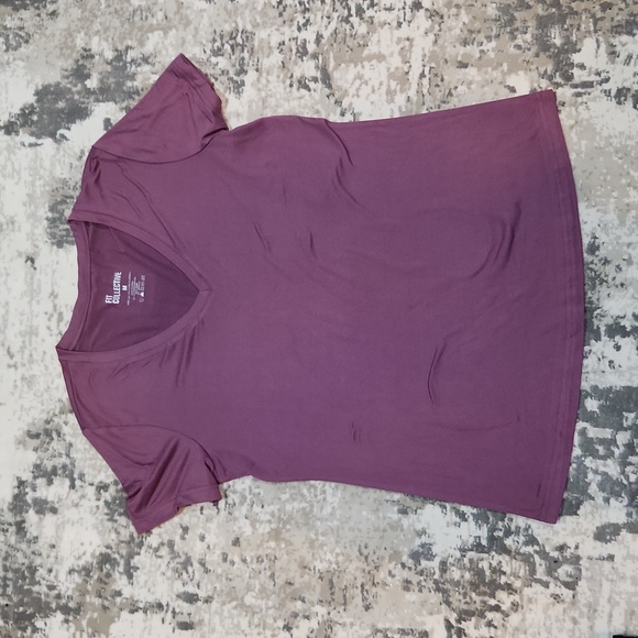 V-neck T-shirt - Picture 1 of 4